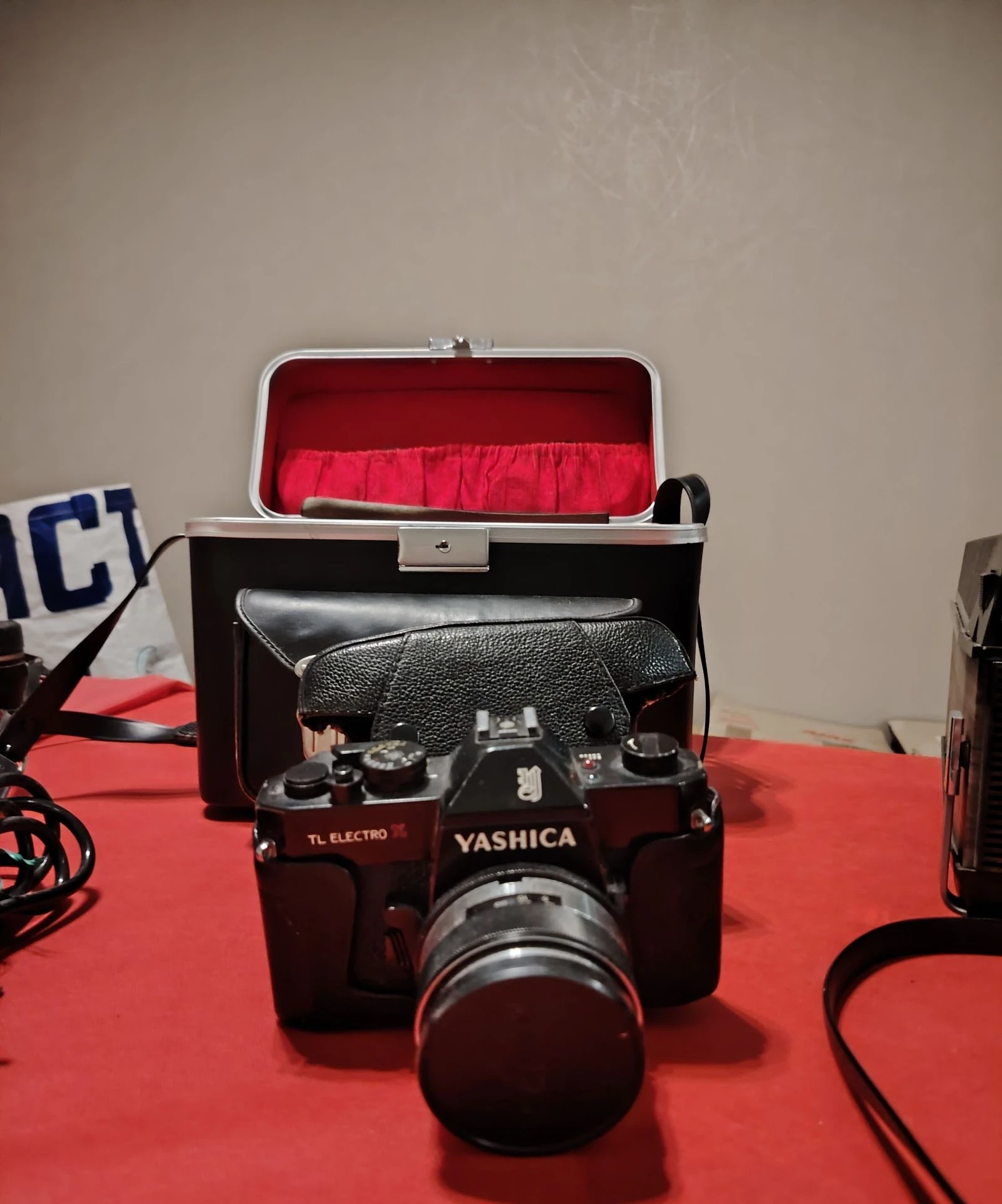 Yashica TL ELECTRO X 